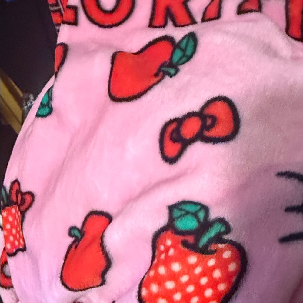 Hello Kitty Pink throw - Picture 3 of 4